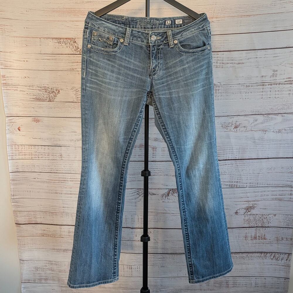 Miss Me Bootcut Jeans Womens 34 Inseam Blue Embellished Flap Pocket Denim JD1038